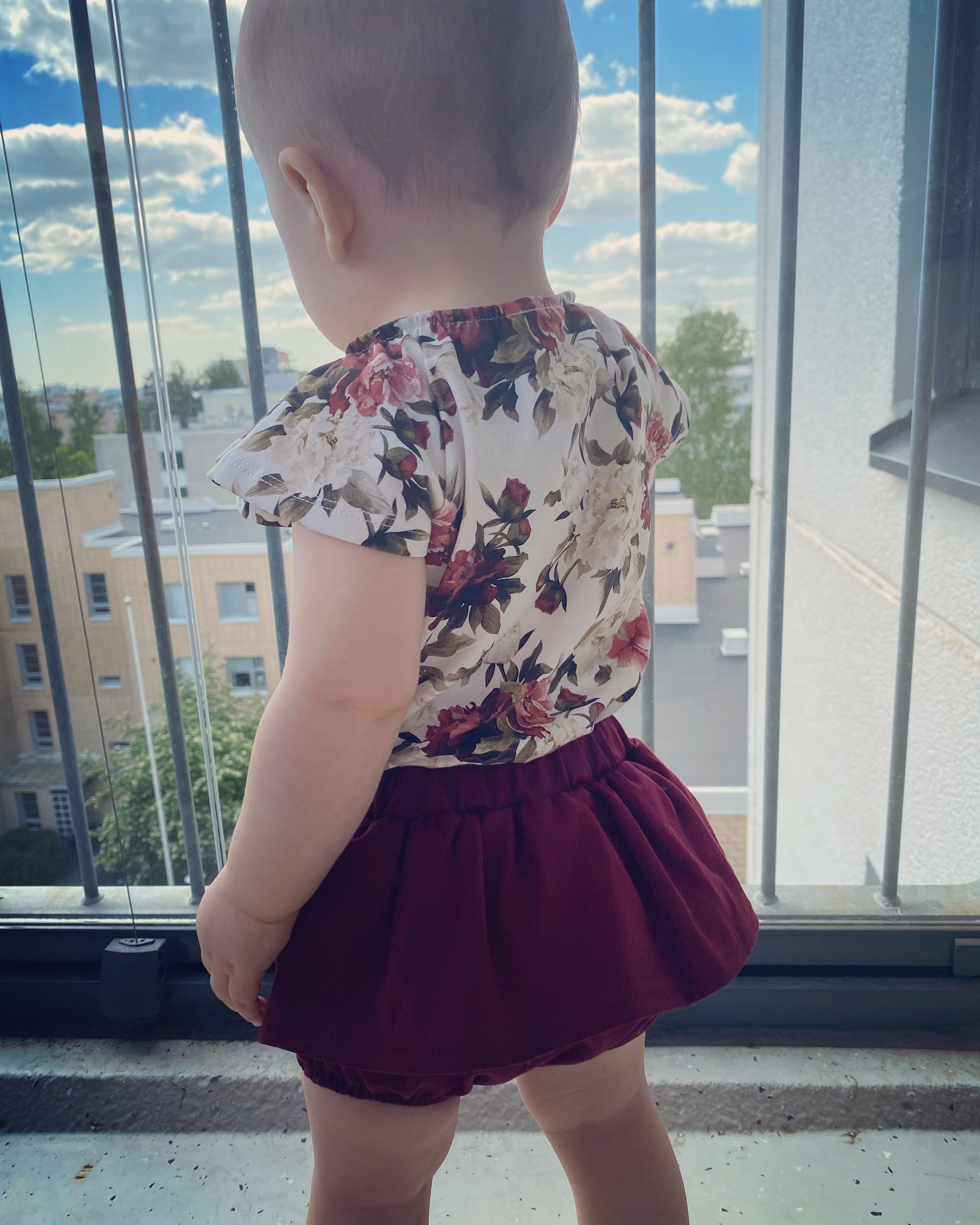 Bloomers, burgundy